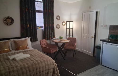 Crown House Studio Apartment - Foto 25