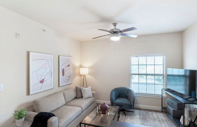 Westpointe Drive Apartments by Landing - Photo 15