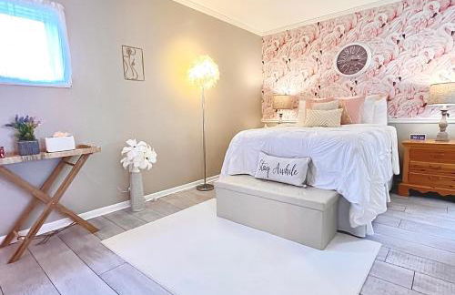 Luxury Villa- 3 mins to Mohegan- Fully Stocked with Fireplace- Jacuzzi, Saltwater Pools, Sauna - Foto 10