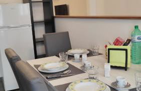 Donatella House - Photo 6