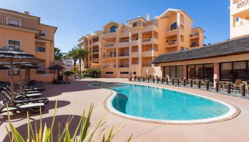 Aum Praia da Luz Resort Apartment - Photo 4