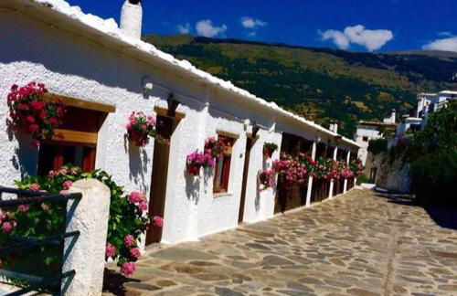 Apartamentos Turísticos Rural Los Tinaos - Photo 1