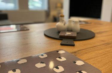 Sparkling Space - Twin or King Beds - Photo 42