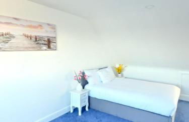 Luxury House in Ilford 21 minute Train journey from Central London - Foto 14