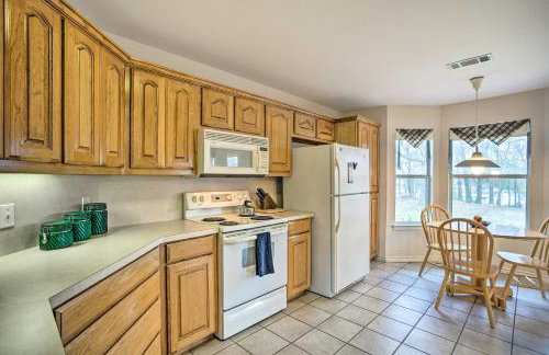 Family Alba Home w/ Boat Dock on Lake Fork! - Foto 10