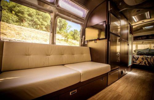 Pristine Airstream Nestled on a Beautiful Ranch in Southern California - Foto 32