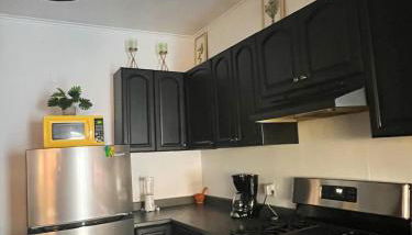 Ironbound 4 bdrm Industrial Suite! FREE parking - Photo 4