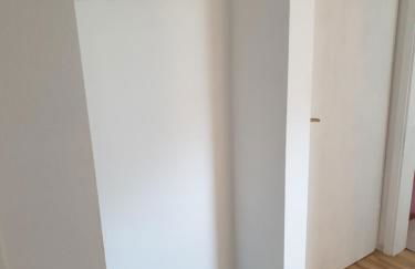 Studio 11 - Photo 28