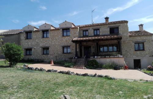 Casa Rural Enorme con BBQ & Horno Leña ideal para Familias - Foto 2