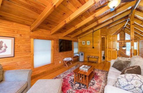 Big Boulder-Hot Tub, WiFi, Firepit, Arcade, Hiking - Foto 38