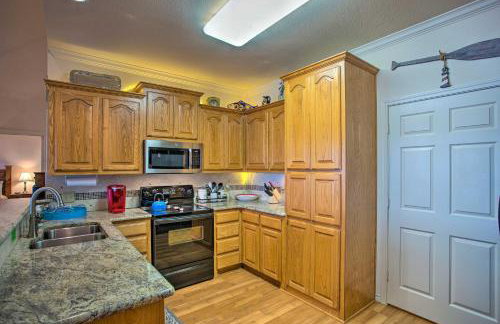 Private Dock and Fire Pit Cedar Creek Lake Home - Foto 8