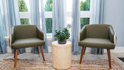 Cozy 3BR Retreat Sleeps 8 with Free Parking Near University of Illinois Chicago, Medical District & West Loop - Foto 3