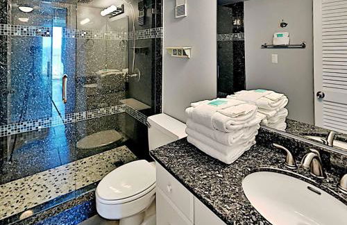 Sabine Yacht & Racquet by Southern Vacation Rentals - Foto 12