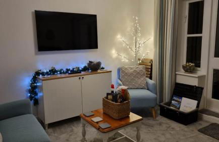 HighTide - 2 bed with parking, balcony & sea view. - Photo 50