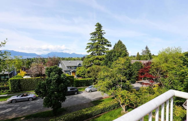 Grand Spacious Suite near YVR by Elevate Rooms - Foto 27