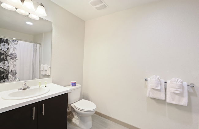 Global Luxury Suites Sunnyvale North - Photo 29