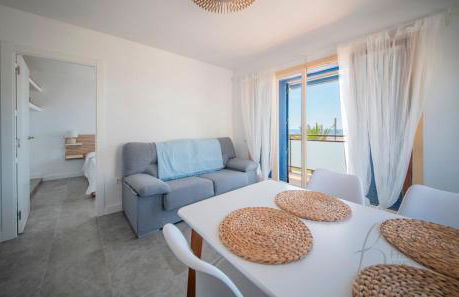 R154 - Apartamento Frente AL MAR EN Coma-ruga 3 - Foto 4