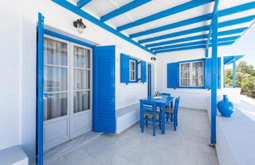 Helen's Minimal Studios & Apartments - Photo 36