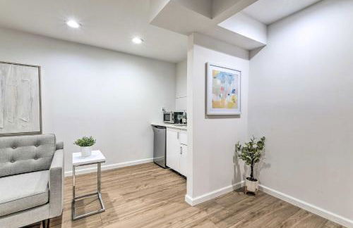 Updated Landover Apartment - WFH Friendly! - Foto 13