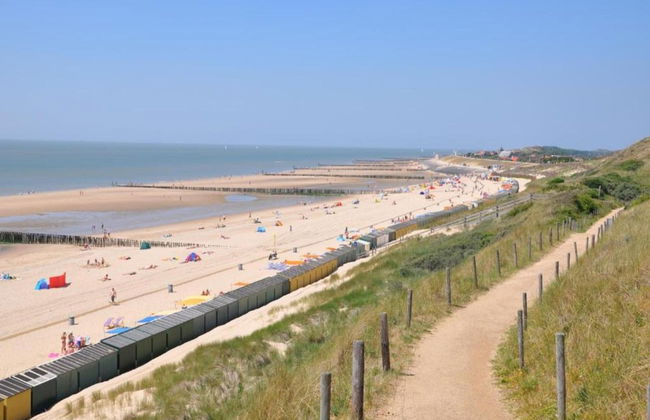 Romantic Holiday Home With Garden - Foto 33