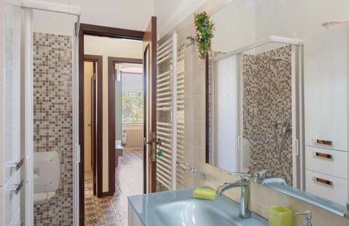 GuestHost - Cadimare Lovely Apartment - Foto 15