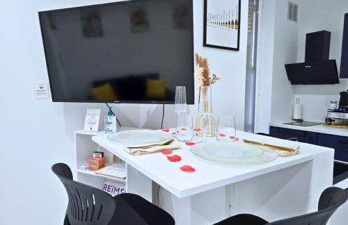 Ô Sacrée Détente de Reims -Spa privatif - Proche de la gare & centre ville - Foto 29