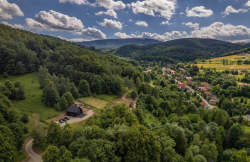 Czarny domek w górach - Foto 24