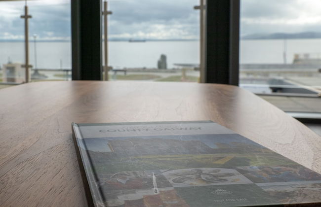 Galway Bay Sea View Apartments - Photo 69