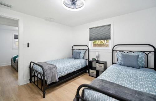 3Bd 2Ba House with Parking Laundry and Large Patio - Foto 30