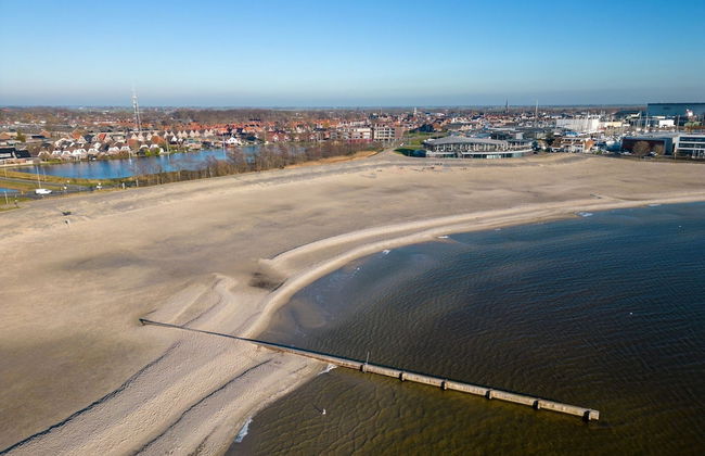 Houseboat in Lemmer With Harbor Views - Foto 33