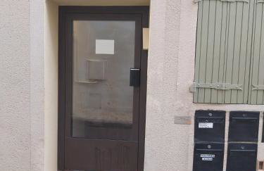 Immeuble 3 Apparts Centre historique St Gilles MaisoncarreeConciergerie - Photo 34