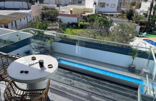 Villa R&M with Pool and Jacuzzi - Photo 27