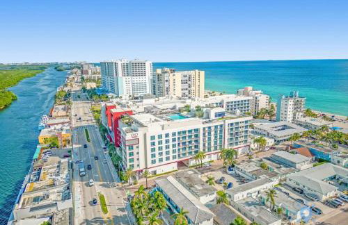Beachfront Condo-ROOFTO POOL- 2 BEDROOMS 2 BR ! - Foto 60