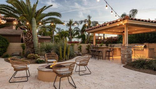 Arch Views Beautifully designed home with swimming pool table and more - Foto 2, Other