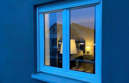 Preiswertes stilvolles Zimmer im privaten Haus mit großem schönem modernem Gemeinschaft Badenzimmer - Foto 12