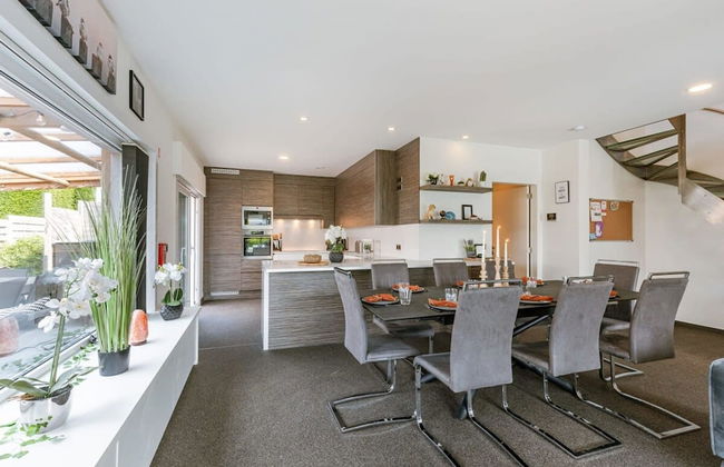 Spacious House With Garden and Parking - Foto 45