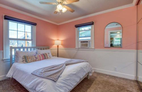 Modern 2 Bedroom Farmhouse Cottage with Hot Tub in Snohomish - Foto 32