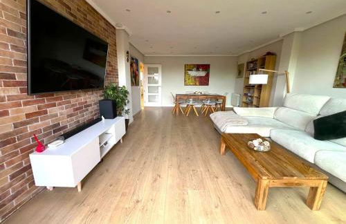 Fabulous Apartment with Garden and Parking - Foto 5