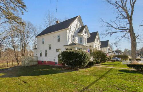 Prime West Hartford Center- Timeless Charm - Foto 15