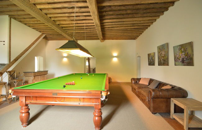 Luxurious Castle in Marchin With Infrared Sauna - Foto 67