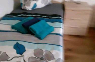 Große Monteurs und Handwerkerwohnung nahe Potsdam Berlin Bad Belzig und Brandenburg Ferienhaus zur weißen Taube - Foto 8