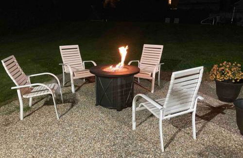 Historic Colonial Pool Walk to Town - Foto 27