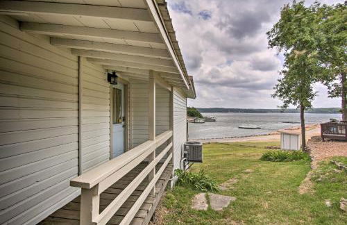 Lakefront Afton Cottage with Deck Walk to Boat Ramp - Foto 22