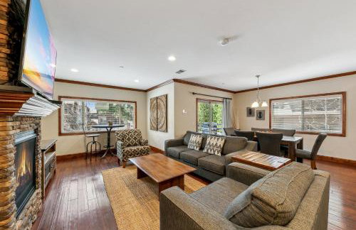 3BR Townhome Near Heavenly & Lake TW201 - Foto 1