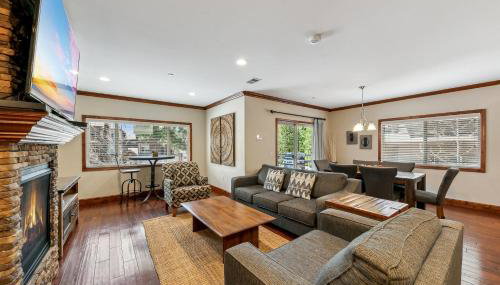 3BR Townhome Near Heavenly & Lake TW201 - Photo 1