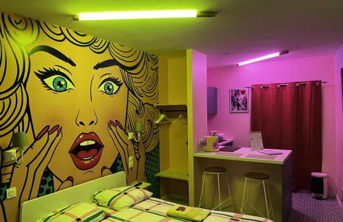 Studio POP avec Balnéo en centre-ville - Foto 1