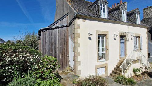 Holiday Home in Locquirec Near Sandy Beach - Foto 2