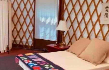 Magical Yurt Rental for Glamping in North Carolina - Photo 18