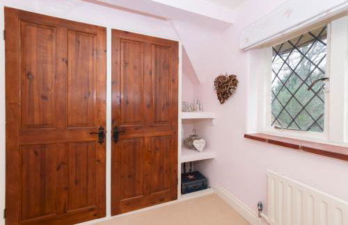 Luxurious Country House with Cinema Games Room - Pass the Keys - Photo 35