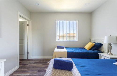 Cheerful 5BR house with parking near USC - Photo 10